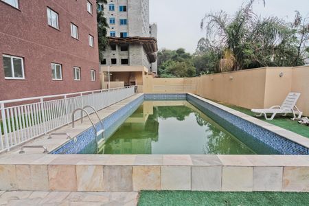 Apartamento para alugar com 38m², 2 quartos e sem vaga Apartamento para alugar com 38m², 2 quartos e sem vagaÁrea comum - Piscina