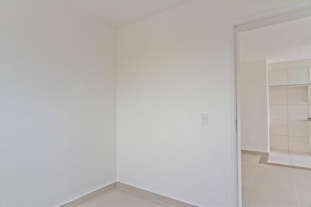 Quarto 1 de apartamento para alugar com 2 quartos, 38m² em Jardim Bandeirantes, São Paulo