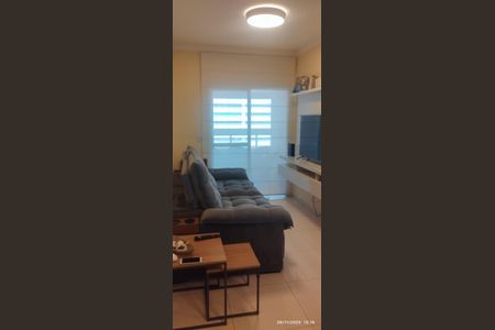 Sala de apartamento para alugar com 2 quartos, 94m² em Guilhermina, Praia Grande