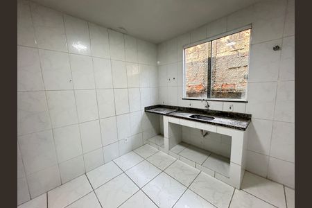 Casa para alugar com 68m², 2 quartos e 1 vagaCozinha