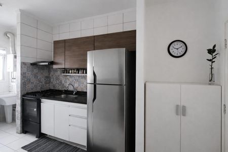 Cozinha de apartamento à venda com 2 quartos, 52m² em Umuarama, Osasco