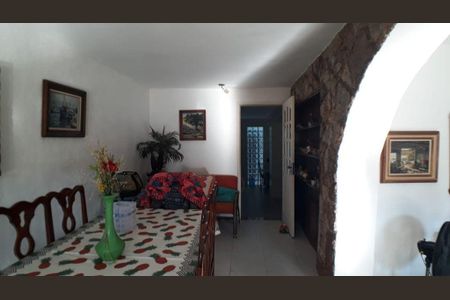 Casa à venda com 6 quartos, 280m² em Piratininga, Niterói