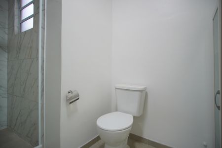 Apartamento à venda com 75m², 2 quartos e sem vagaBanheiro Corredor