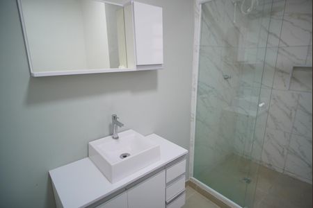 Apartamento à venda com 75m², 2 quartos e sem vagaBanheiro Corredor