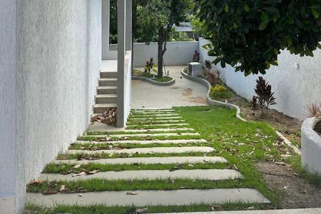 Casa para alugar com 360m², 2 quartos e 3 vagas Casa para alugar com 360m², 2 quartos e 3 vagasQuintal