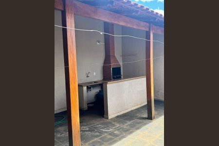 Casa para alugar com 200m², 4 quartos e 2 vagas Casa para alugar com 200m², 4 quartos e 2 vagasÁrea Comum