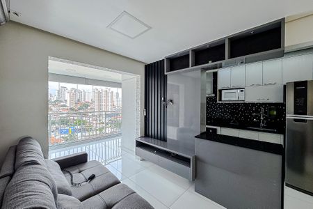 Sala de apartamento para alugar com 1 quarto, 66m² em Vila Regente Feijó, São Paulo