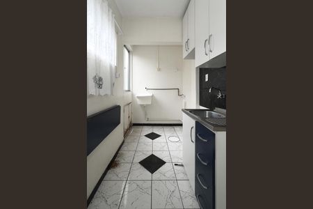 Cozinha de apartamento à venda com 1 quarto, 33m² em Sarandi, Porto Alegre