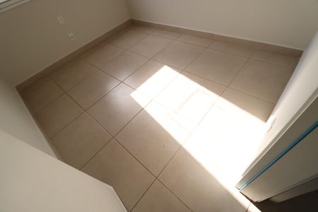 Apartamento para alugar com 77m², 3 quartos e 1 vagaQuarto 2