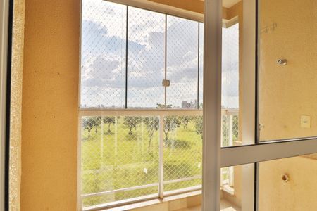 Sacada de apartamento para alugar com 3 quartos, 77m² em Laranjeiras, Uberlândia
