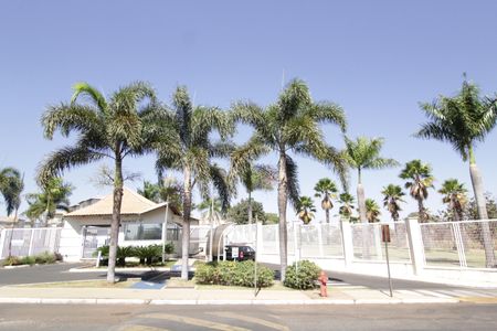 Apartamento para alugar com 77m², 3 quartos e 1 vagaFachada e portaria