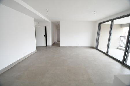 Sala de apartamento à venda com 3 quartos, 139m² em Cambuí, Campinas