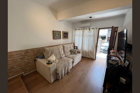 Sala de casa de condomínio à venda com 3 quartos, 140m² em Ilha do Governador, Rio de Janeiro