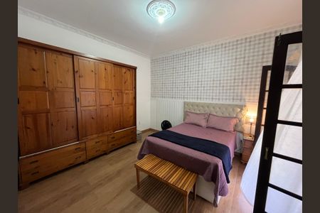 Casa de condomínio à venda com 140m², 3 quartos e 2 vagasQuarto 1