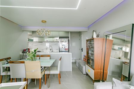 Sala de apartamento à venda com 2 quartos, 54m² em Vila Vermelha, São Paulo