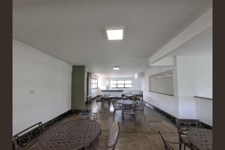 Apartamento para alugar com 260m², 4 quartos e 4 vagas