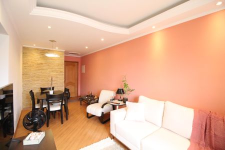 Apartamento para alugar com 74m², 2 quartos e 1 vagaSala