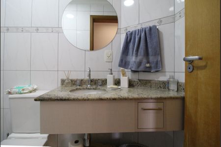 Apartamento para alugar com 74m², 2 quartos e 1 vagaBanheiro