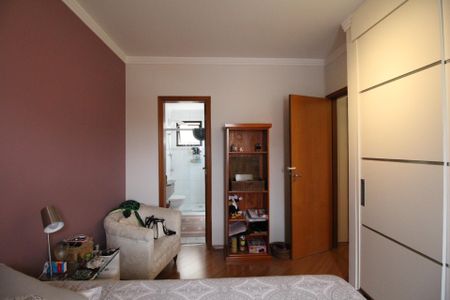 Apartamento para alugar com 74m², 2 quartos e 1 vagaSuíte