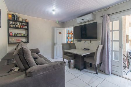 Casa à venda com 2 quartos, 130m² em Camaquã, Porto Alegre