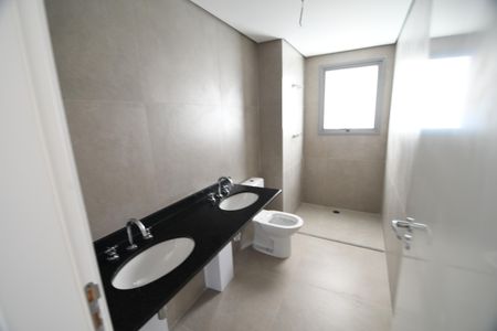 Apartamento à venda com 139m², 3 quartos e 2 vagasBanheiro Suíte