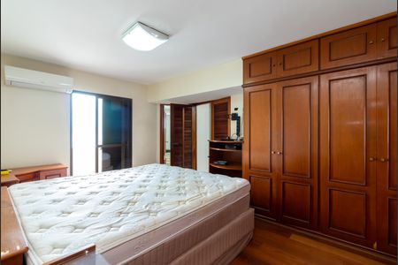 Apartamento para alugar com 393m², 3 quartos e 6 vagas Apartamento para alugar com 393m², 3 quartos e 6 vagasSuíte 1