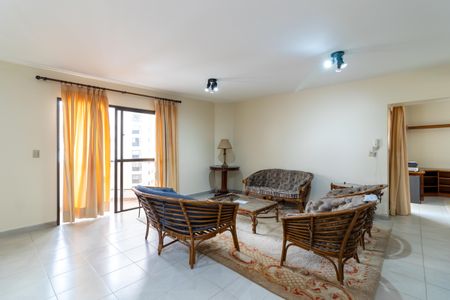 Apartamento para alugar com 393m², 3 quartos e 6 vagas Apartamento para alugar com 393m², 3 quartos e 6 vagasSala de Visitas