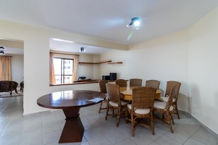 Apartamento para alugar com 393m², 3 quartos e 6 vagas Apartamento para alugar com 393m², 3 quartos e 6 vagasSalão