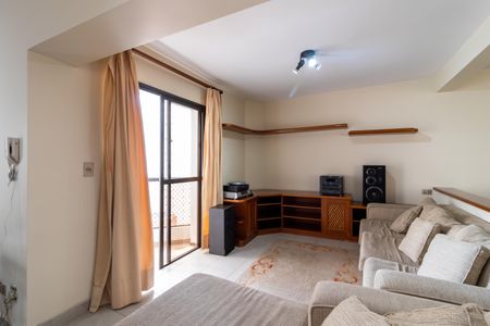 Apartamento para alugar com 393m², 3 quartos e 6 vagas Apartamento para alugar com 393m², 3 quartos e 6 vagasSala de TV