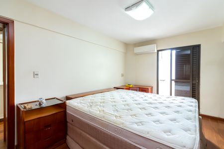 Apartamento para alugar com 393m², 3 quartos e 6 vagas Apartamento para alugar com 393m², 3 quartos e 6 vagasSuíte 1