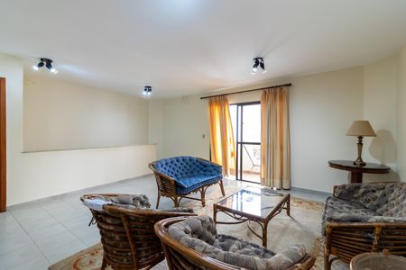 Apartamento para alugar com 393m², 3 quartos e 6 vagas Apartamento para alugar com 393m², 3 quartos e 6 vagasSala de Visitas