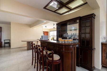 Apartamento para alugar com 393m², 3 quartos e 6 vagas Apartamento para alugar com 393m², 3 quartos e 6 vagasSala de TV - Bar