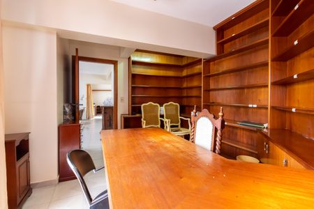 Apartamento para alugar com 393m², 3 quartos e 6 vagas Apartamento para alugar com 393m², 3 quartos e 6 vagasEscritório