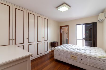 Apartamento para alugar com 393m², 3 quartos e 6 vagas Apartamento para alugar com 393m², 3 quartos e 6 vagasSuíte 2