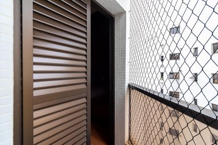 Apartamento para alugar com 393m², 3 quartos e 6 vagas Apartamento para alugar com 393m², 3 quartos e 6 vagasVaranda da Suíte 3