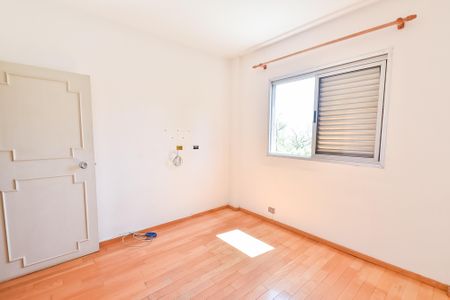 Apartamento à venda com 191m², 3 quartos e 2 vagas Apartamento à venda com 191m², 3 quartos e 2 vagasQuarto 2