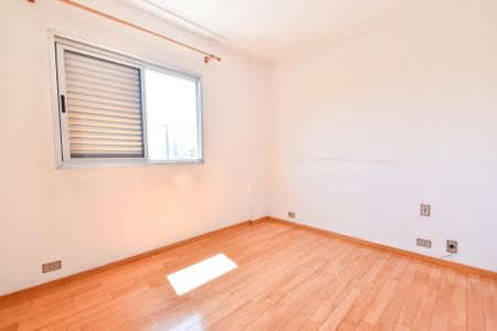 Apartamento à venda com 191m², 3 quartos e 2 vagas Apartamento à venda com 191m², 3 quartos e 2 vagasSuíte