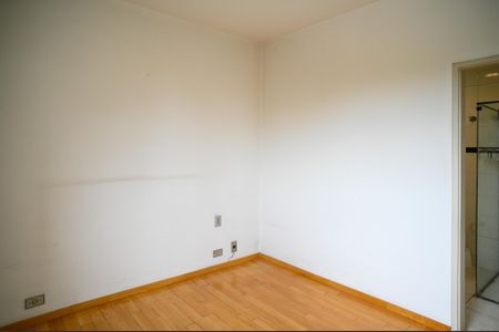 Apartamento à venda com 191m², 3 quartos e 2 vagasQuarto 1 - Suite