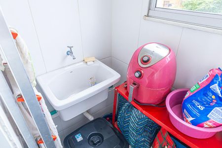 Apartamento à venda com 57m², 2 quartos e 1 vaga Apartamento à venda com 57m², 2 quartos e 1 vagaÁrea de Serviço