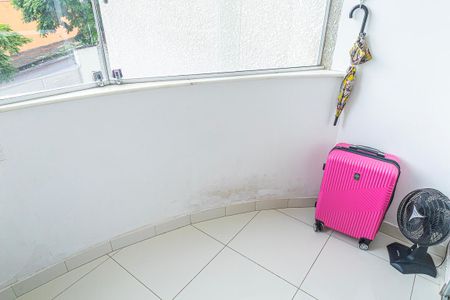 Apartamento à venda com 57m², 2 quartos e 1 vaga Apartamento à venda com 57m², 2 quartos e 1 vagaVaranda