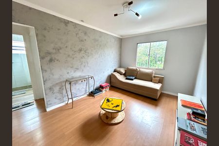 Sala de apartamento para alugar com 1 quarto, 50m² em Vila Leonor, Guarulhos