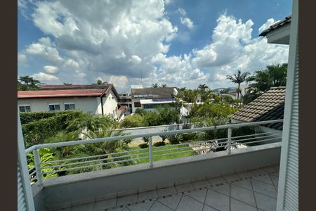 Casa de condomínio à venda com 470m², 4 quartos e 4 vagasVaranda
