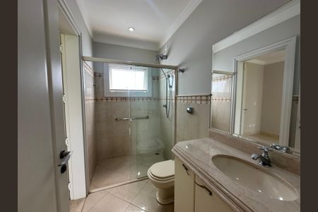 Casa de condomínio à venda com 470m², 4 quartos e 4 vagasBanheiro Social