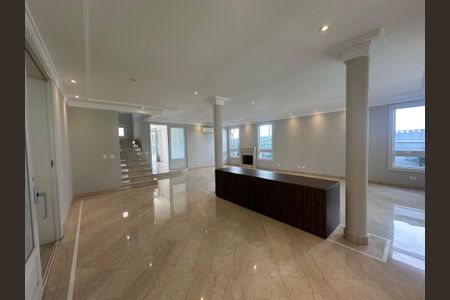 Casa de condomínio à venda com 470m², 4 quartos e 4 vagasSala