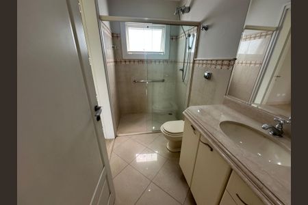 Casa de condomínio à venda com 470m², 4 quartos e 4 vagasBanheiro Social