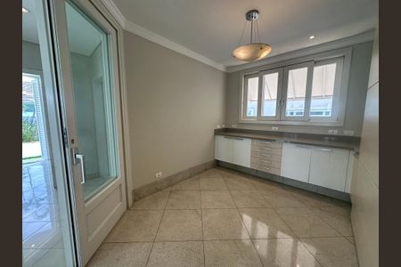 Casa de condomínio à venda com 470m², 4 quartos e 4 vagasCozinha