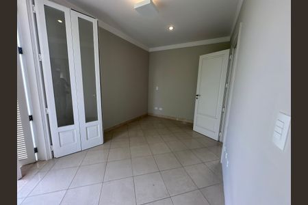 Casa de condomínio à venda com 470m², 4 quartos e 4 vagasSala de Almoço