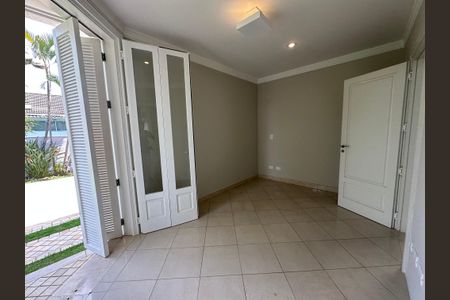 Casa de condomínio à venda com 470m², 4 quartos e 4 vagasSala de Almoço