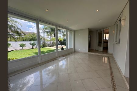 Casa de condomínio à venda com 470m², 4 quartos e 4 vagasVaranda da Sala