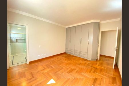Casa à venda com 5 quartos, 470m² em Jardim Paulista, Barueri